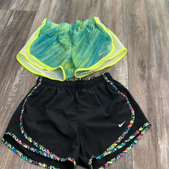 Nike Dri-FIT Tempo Women’s Running Shorts lot - Picture 1 of 12